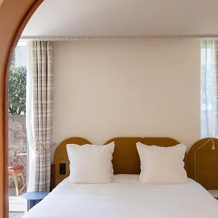 Otel Saint Julien 3*