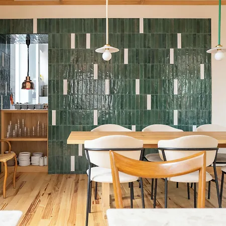 Saint Julien فندق 3*