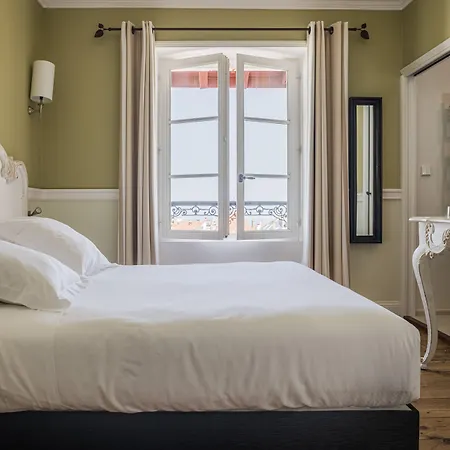 Saint Julien מלון 3*