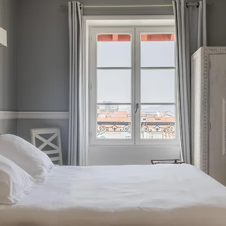 Saint Julien بياريتز