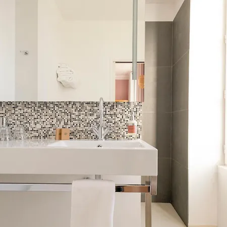Hotel Saint Julien Biarritz