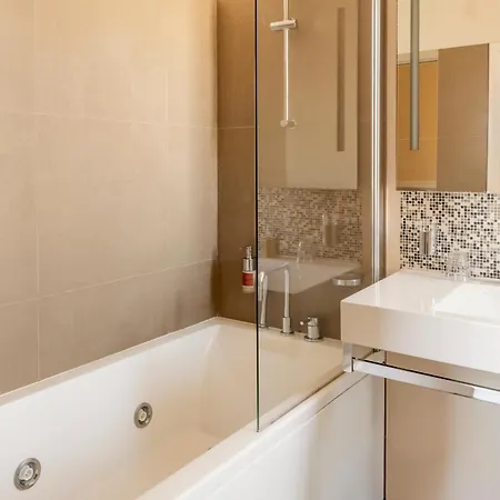 Saint Julien Hotel 3*