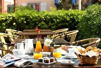 Hotel Saint Julien 3*