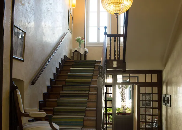 圣朱利安酒店 比亚里茨