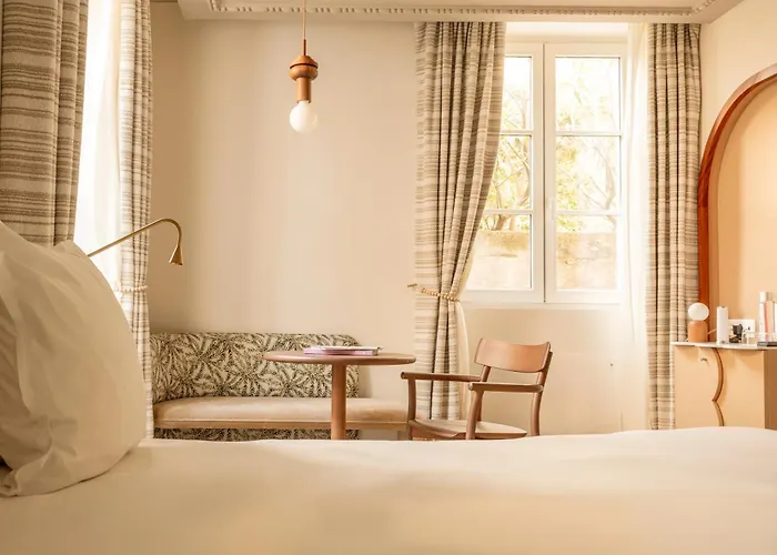 Saint Julien 3* Біарріц